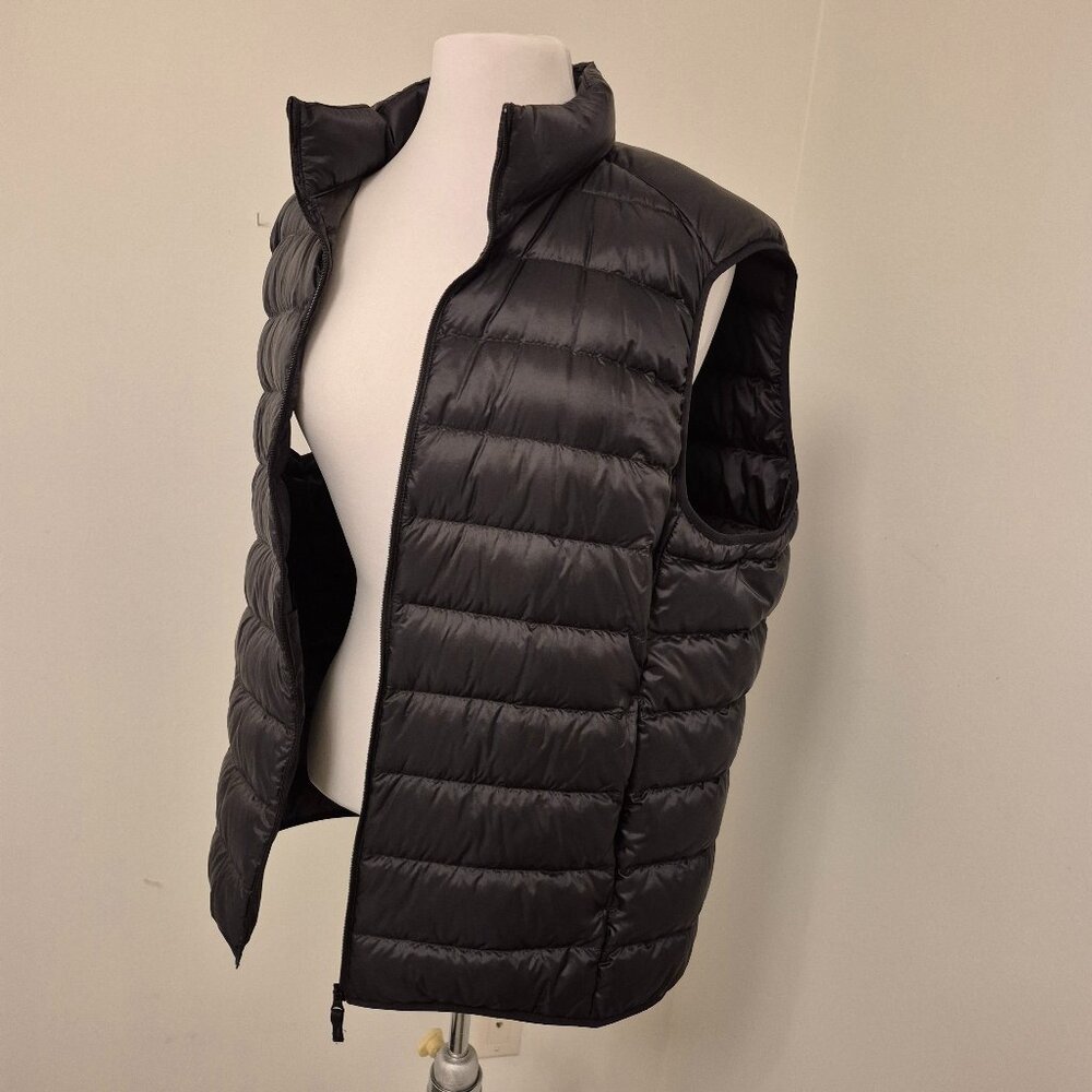 Uniqlo Ultra Light Duvet Vest XL